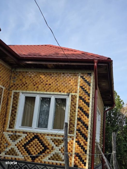 Casa de vanzare in satul Corni, comuna Bicaz