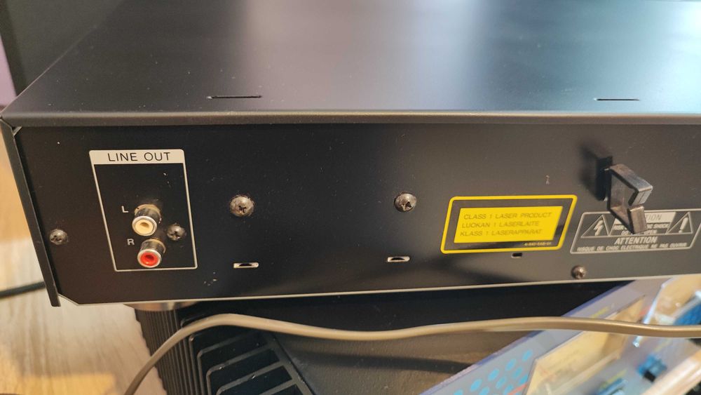 cd player Yamaha Onkyo Sony
