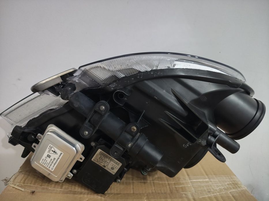 Set Far Faruri Bi-Xenon Adaptiv Skoda Superb 2