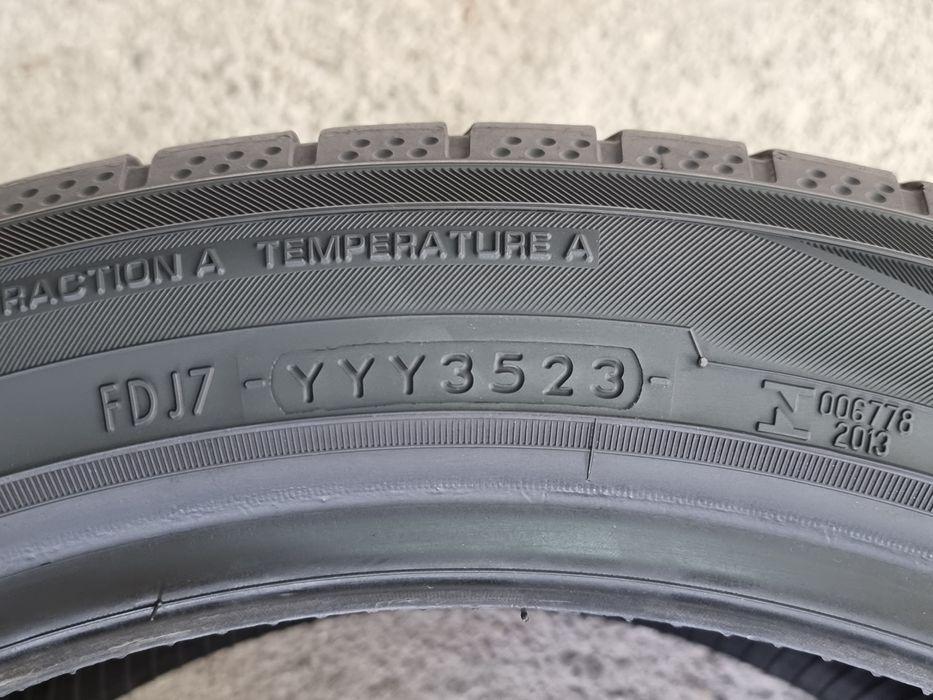 "Dot23" 225/45/18 Yokohama 2Броя: 110€ 6мм