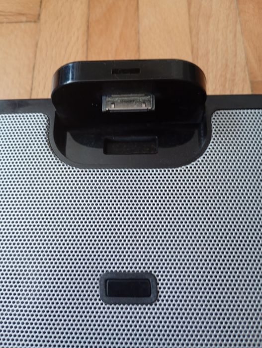 Boxa portabila iPhok speaker  funcțională preț 300lei  fix nu schimb