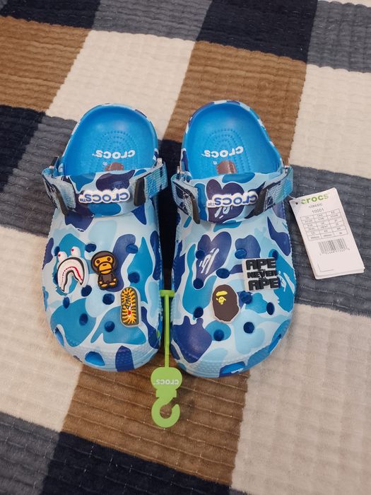 Сабо Crocs x BAPE