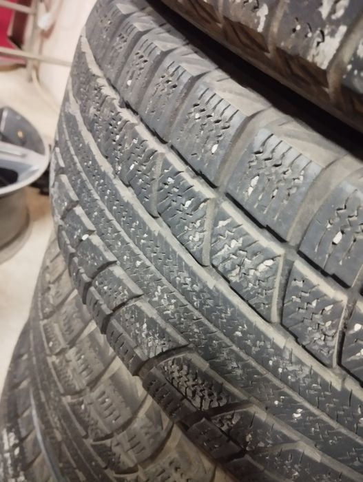Продам шины 17 размер