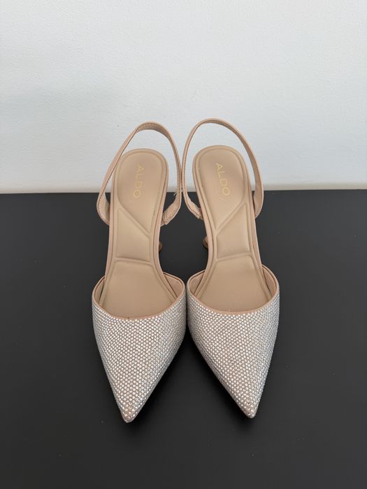Pantofi cu toc aldo marimea 36