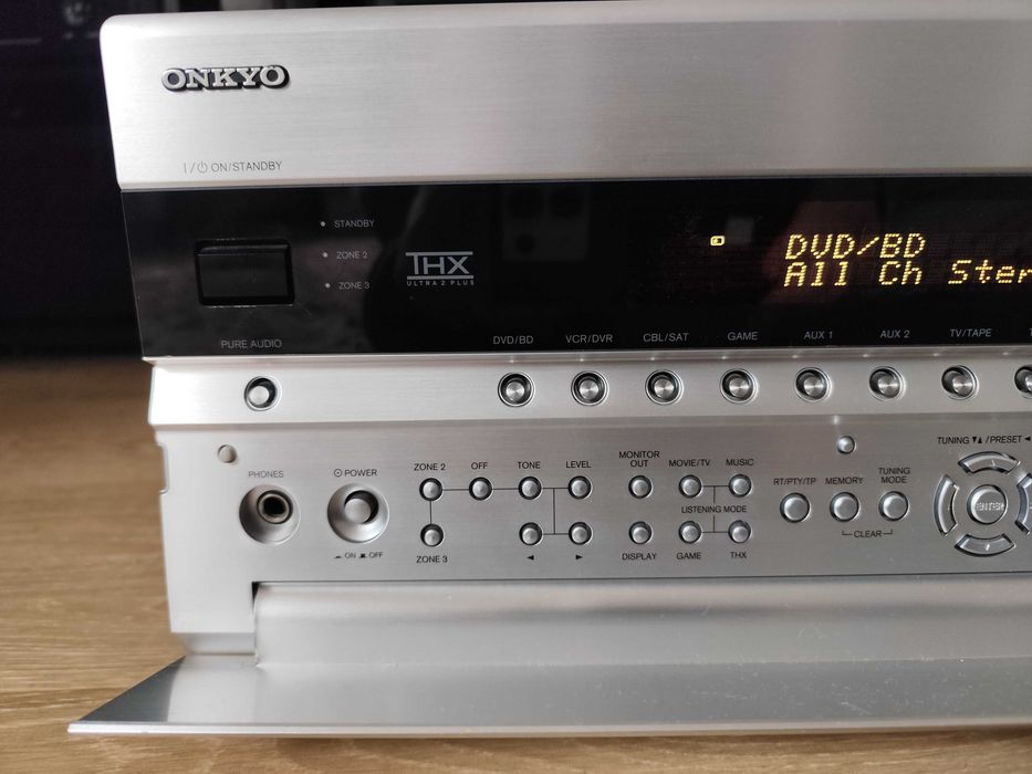Receiver AV 9.2 ONKYO TX-NR3007 cu probleme, cititi anuntul