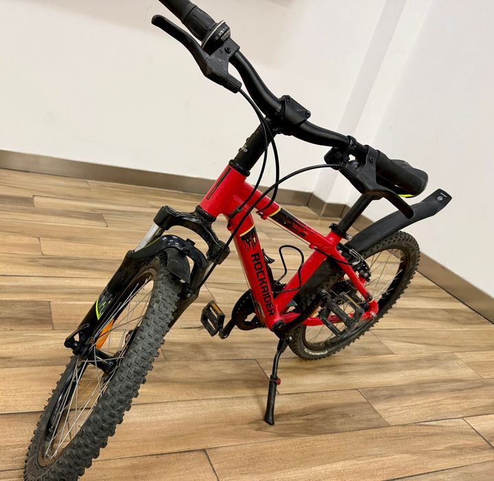 Vand bicicleta Rockrider 20', suspensie hidraulica fata, frâne pe disc, copii 5-8 ani, 900 RON