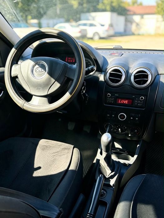 В продаже Lada ларгус