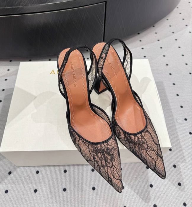 Pantofi Amina Muaddi