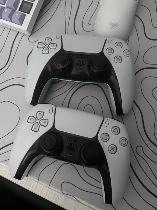 Playstation 5 продам с подпиской extra 1 год