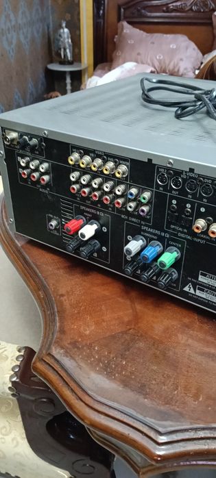 Продава се уникален ресейвър усилвател на Harman kardon