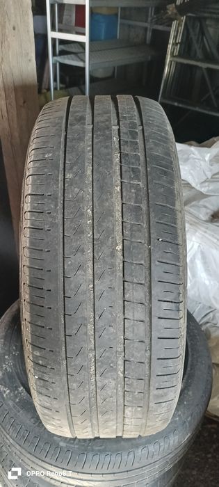 Vând cauciucuri 255/45/R19 Iarna