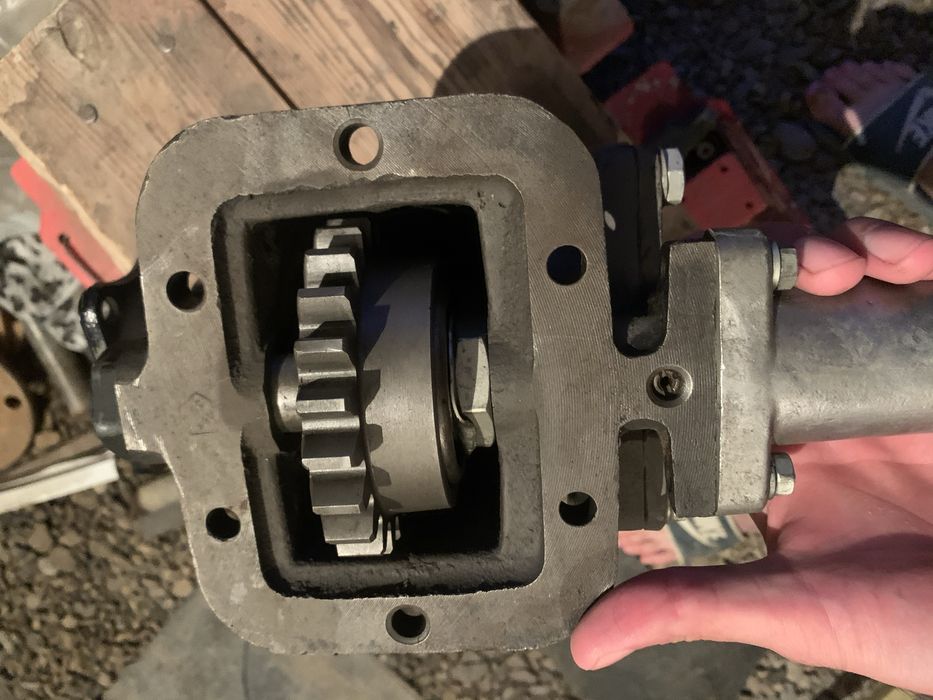 Раздатка для кракодил крана