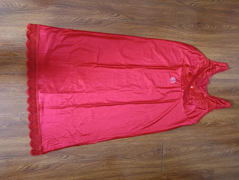 Нижнее женское бельё.