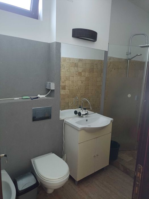 apartament 3 camere Rediu Casablanca de inchiriat