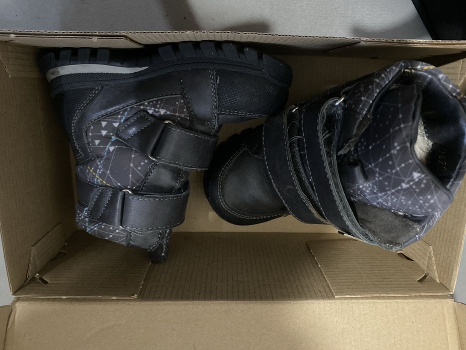 Продам, детскую обувь