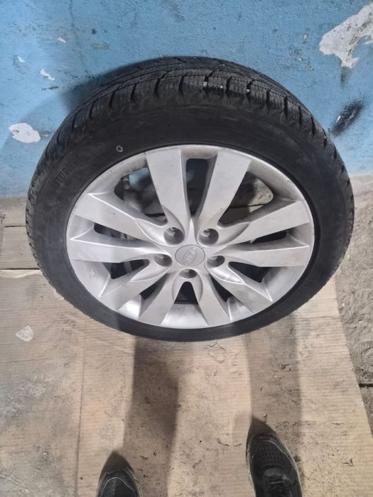 Toyo 205/50/17 с дисками