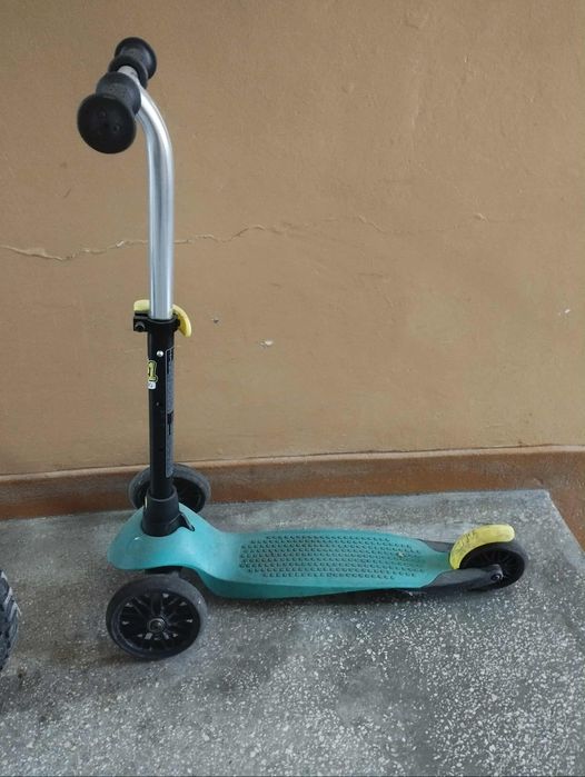 Vând bicicleta Apollo pt copii + trotineta CADOU