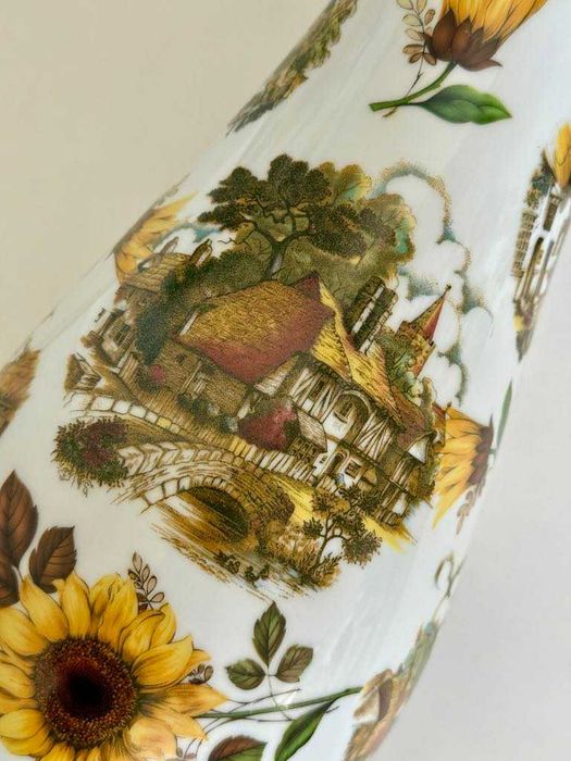 Винтидж сет от три големи порцеланови вази