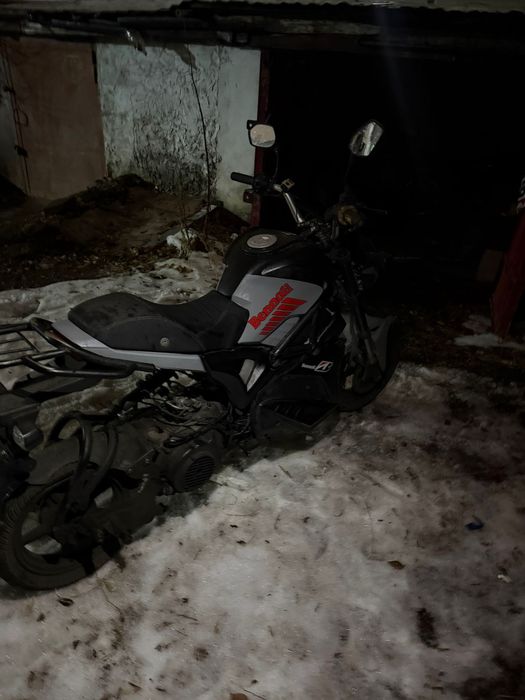 Продам мопед  Бенелли