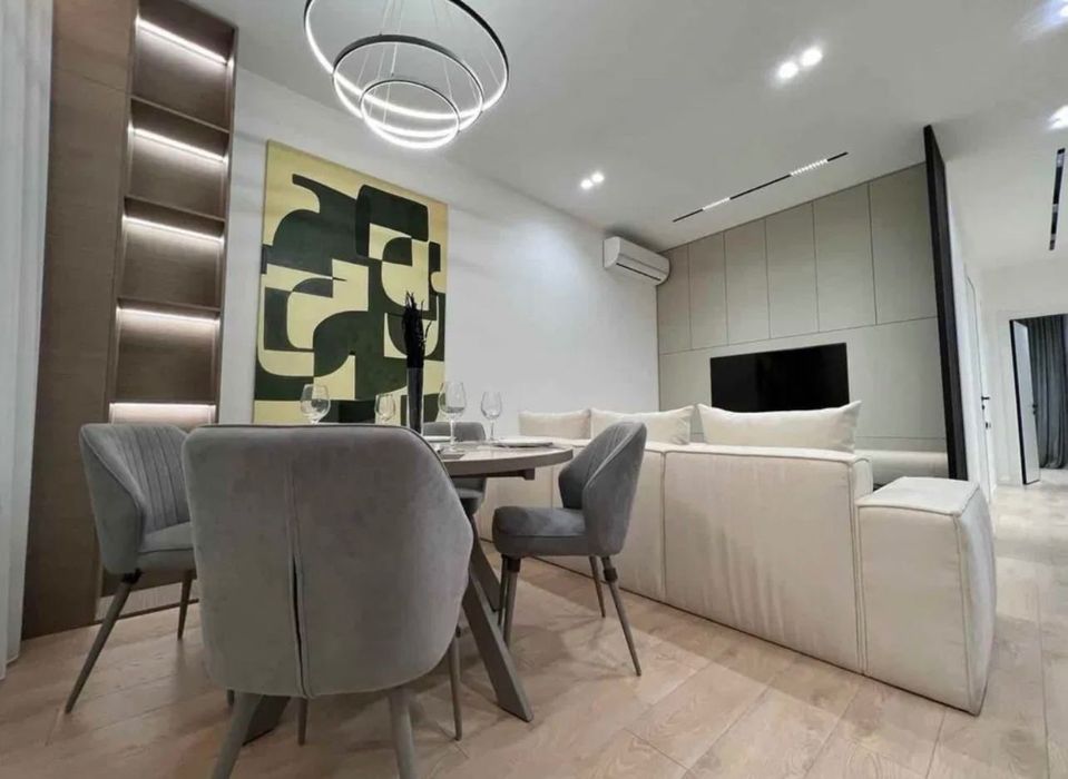 Ойбек, Миробод Авеню и впечатлительная квартира в новастройке