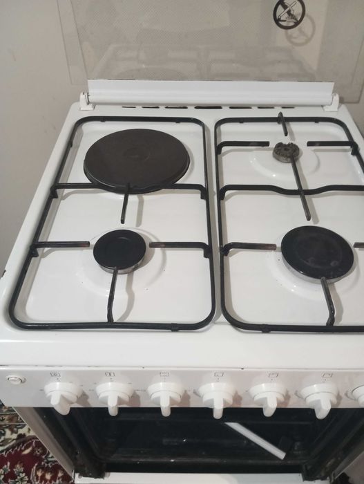 Газ плита артел. Б.У.