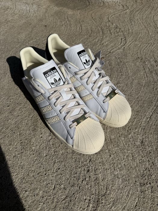 Adidas Superstar 82
