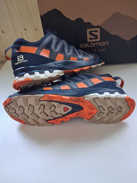 Кроссовки  SALOMON Б/У оригинал