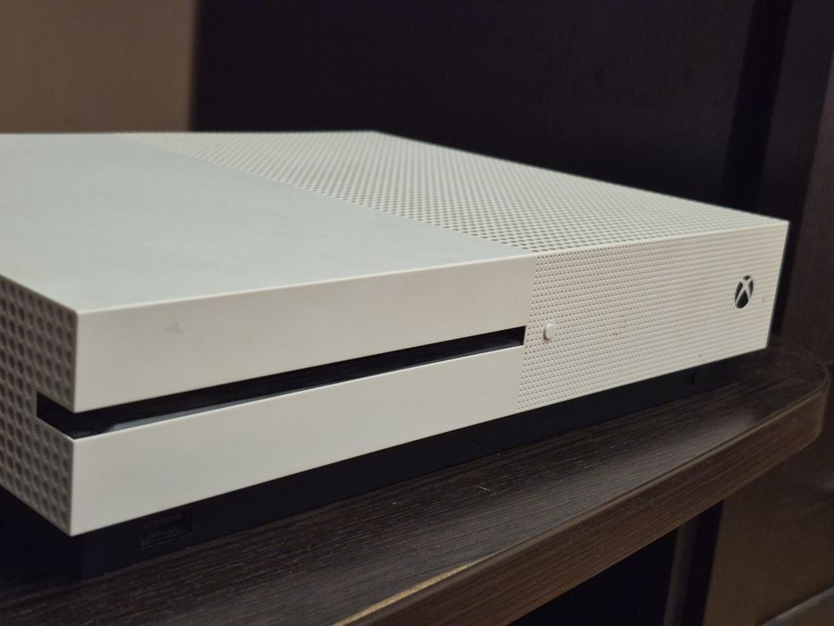 игровая приставка XBOX ONE 500гб