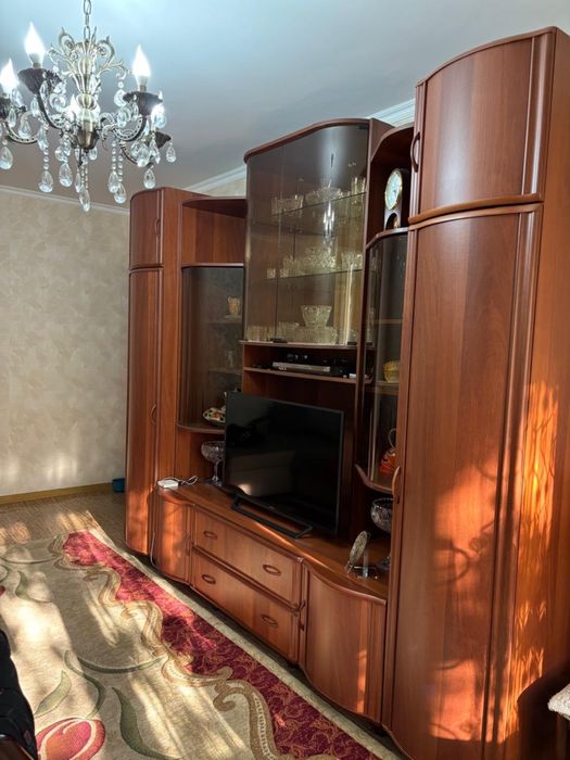 Продаю горку для гостиной