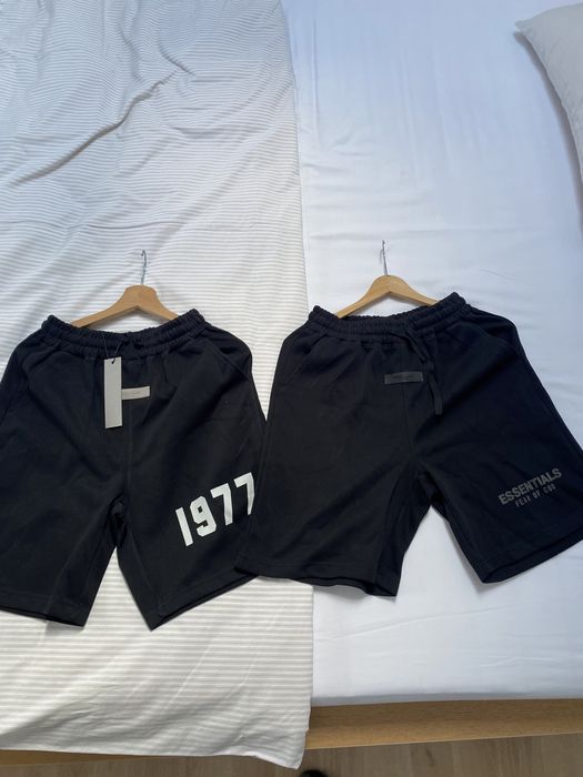 OFERTA 150 LEI Pantaloni Essentials Fog M/L