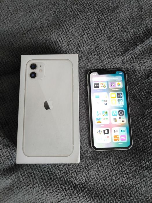iPhone 11 в отличном состоянии 64 gb.