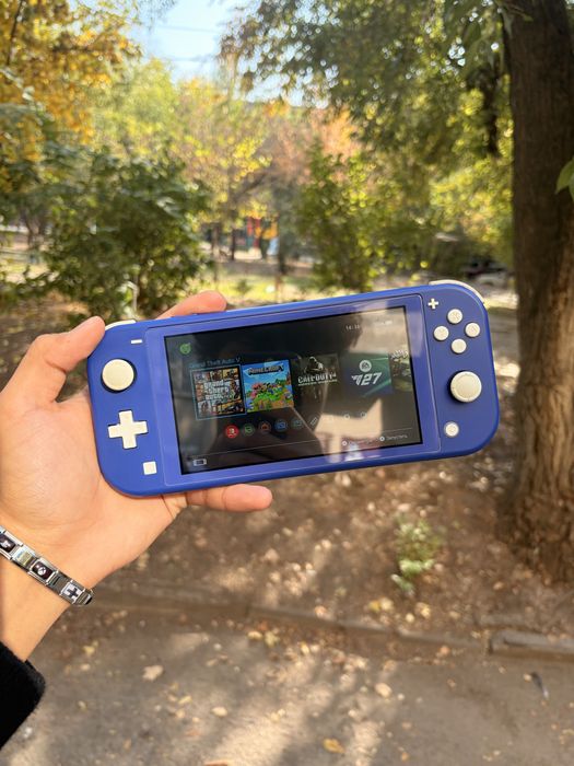 Nintendo Switch Lite Blue