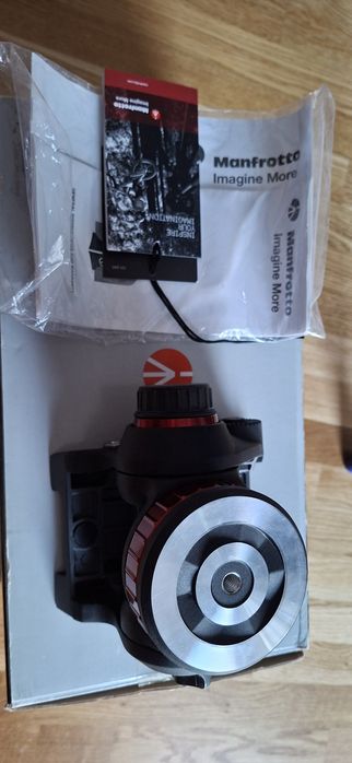 Manfrotto MVH502AH cap video profesional