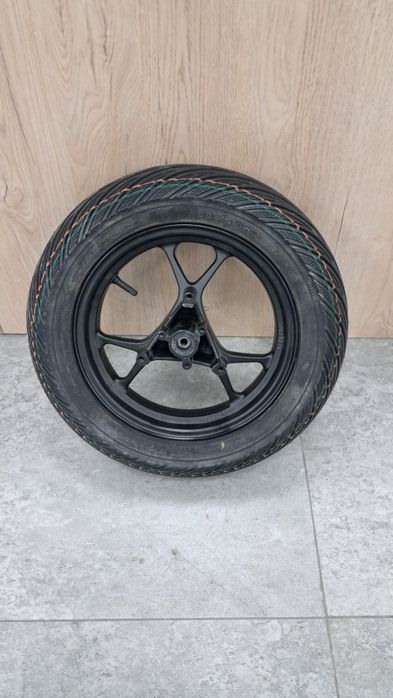 Новое колесо для скутера 130/70-12 (диск + новая шина)