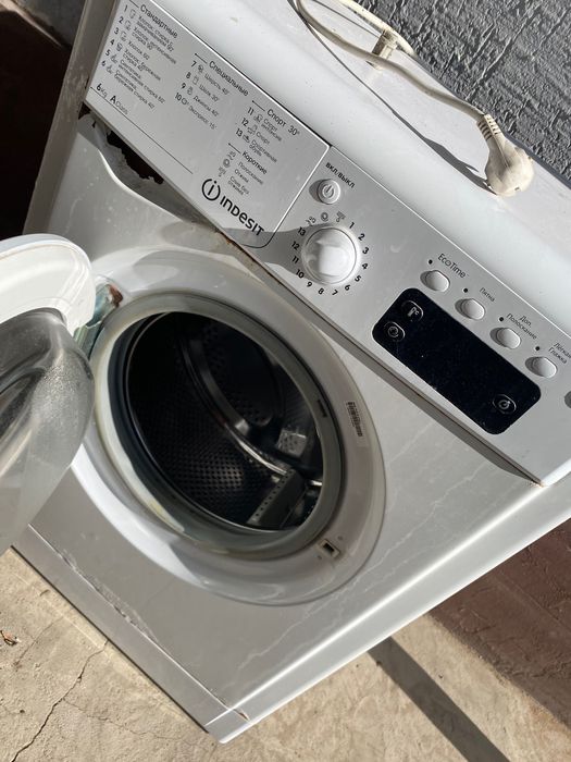 Indesit ITESE 6105 B 6kg