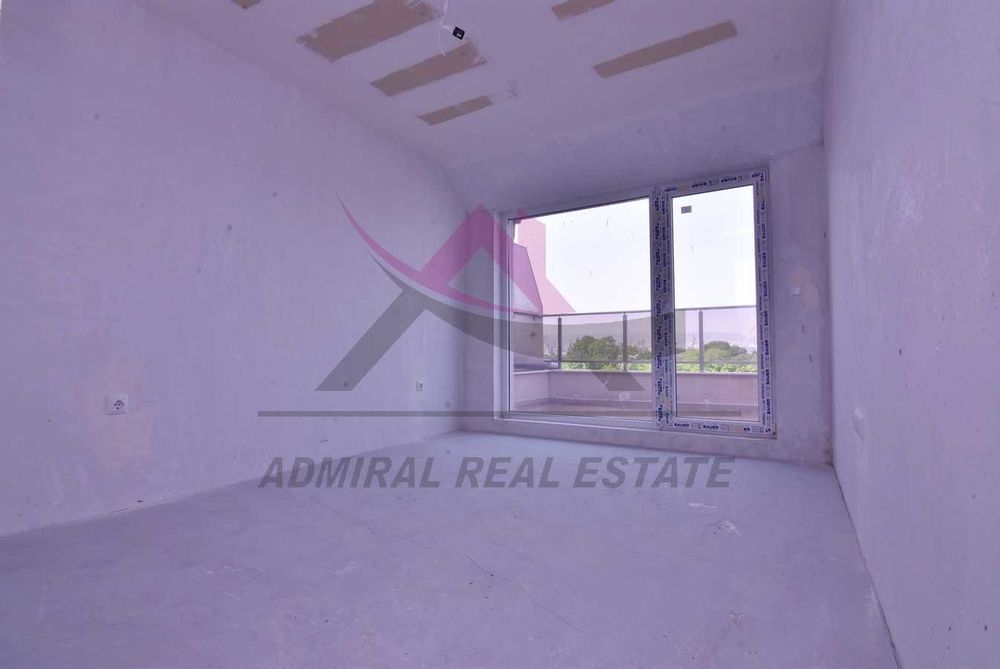 Продава се Тристаен апартамент в Варна, Аспарухово - 90 кв.м за 1500 €/кв.м - Снимка #2