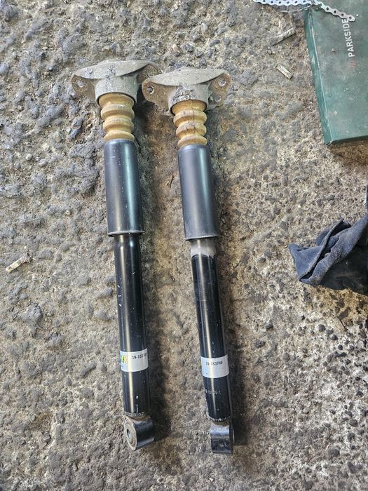 Lichidare stoc Set amortizoare spate Skoda Octavia 2 2007 HATCHBACK