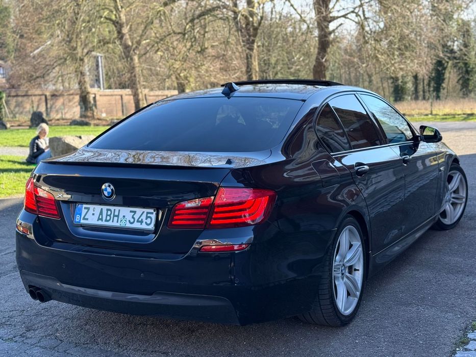 Vând BMW 530xd LCI M pachet pe serie, 3 butoane, Trapa, Ceasuri digitale, RAR Efectuat