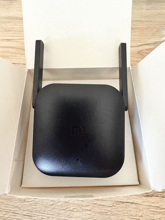Mi WiFi удължител на обхват употребяван, в добро състояние