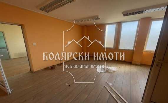 Продава се Офис в Велико Търново, Център - 433 кв.м за 539 €/кв.м - Снимка #6