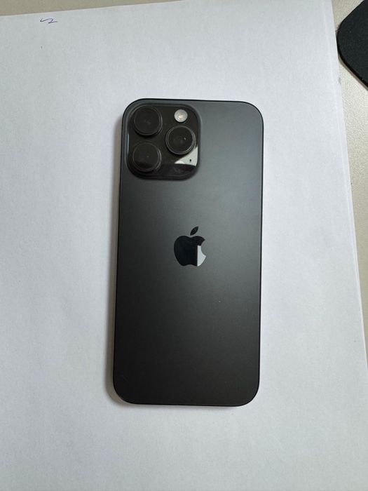 Продам iphone 16 pro max на гарантии