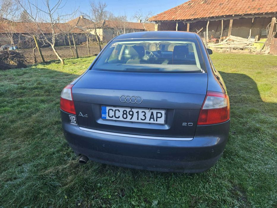Audi A4 2.0 газ бензин