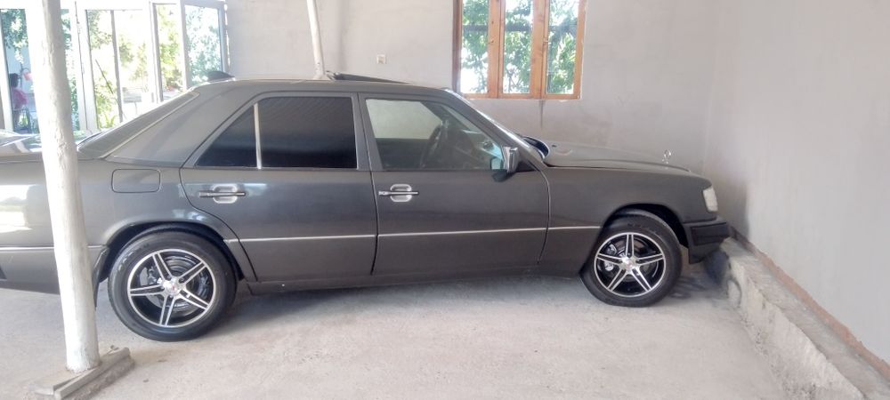 Mercedes benz w124 сотилади юриб турган мошина мотор ходовой норм