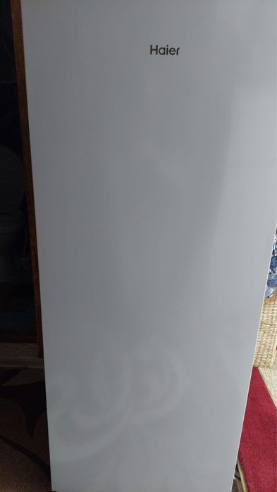 Продам морозильную камеру