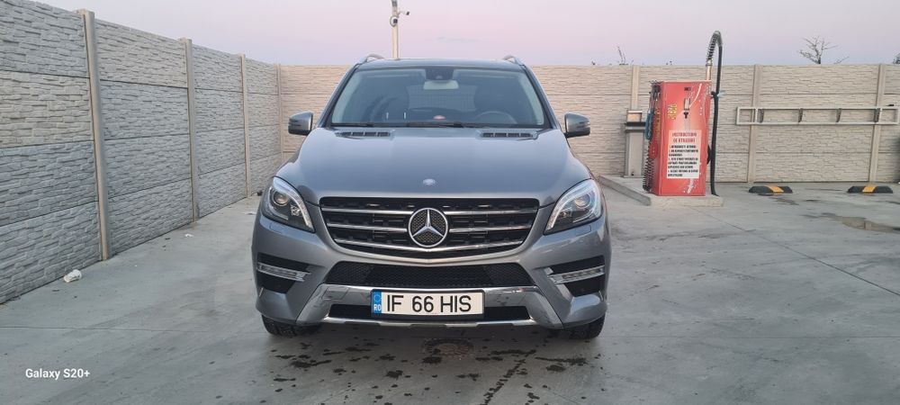 Mercedes-Benz ML250 vând sau schimb