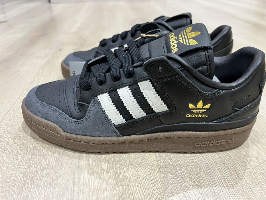 Нови кожени маратонки Adidas