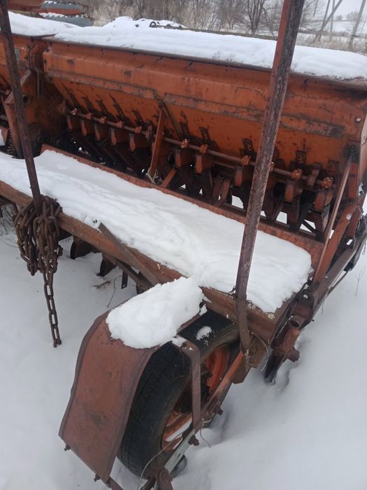 Рабочая Дисковая сеялка