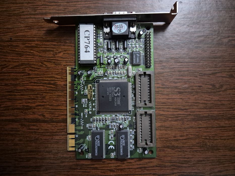 Видеокарта  CP764  на старые компьютеры