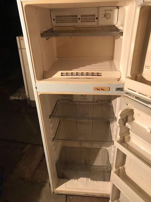 Холодильник Samsung