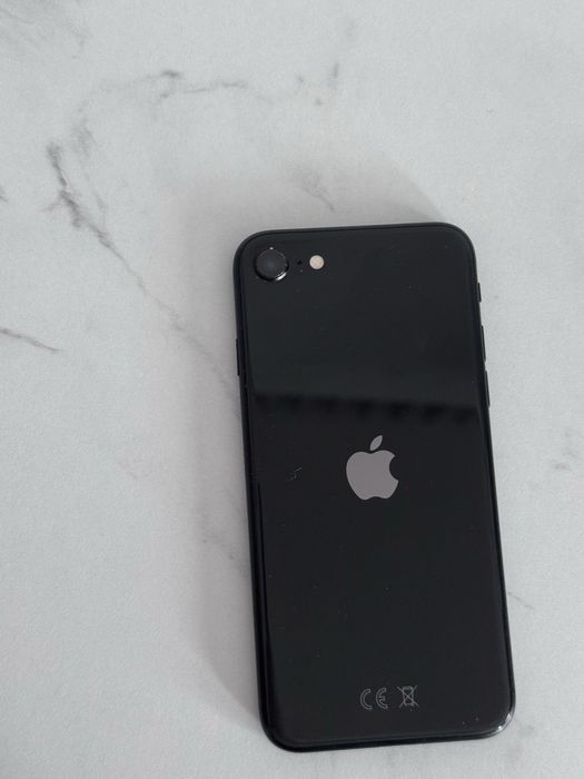 Iphone SE 2020 baterie 100% stare excelenta